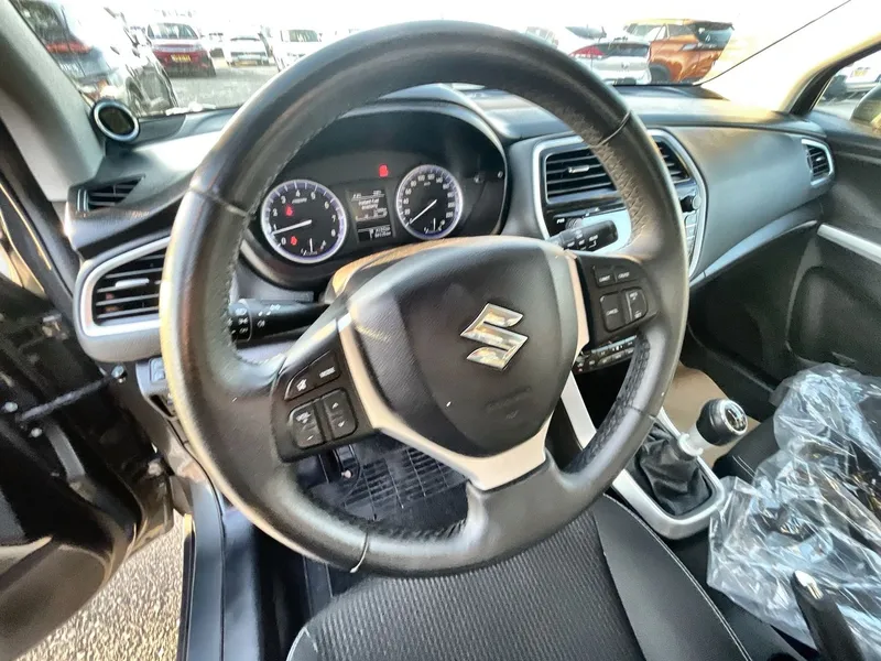 Suzuki Crossover с пробегом, 2018, частная рука