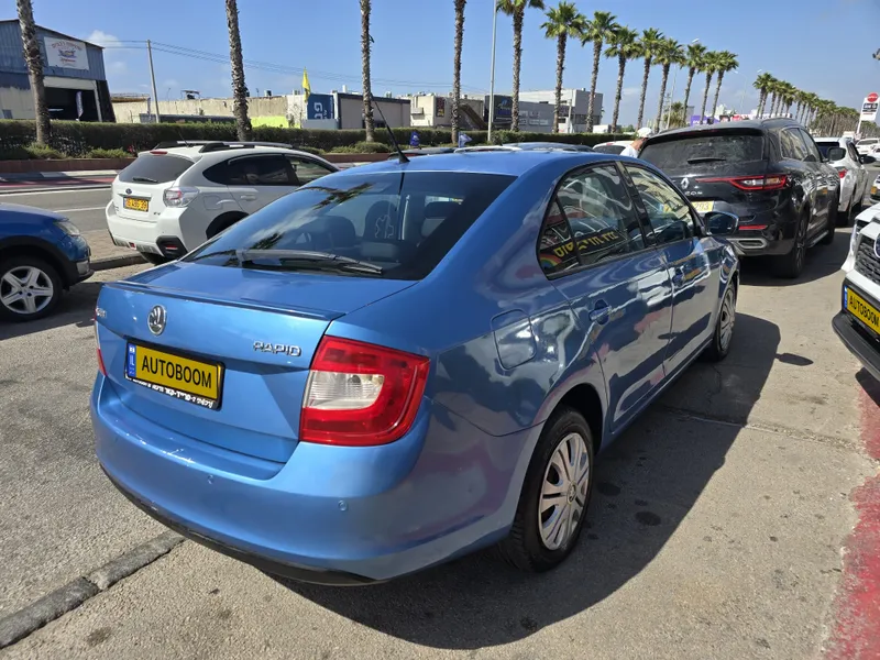 Skoda Rapid с пробегом, 2013