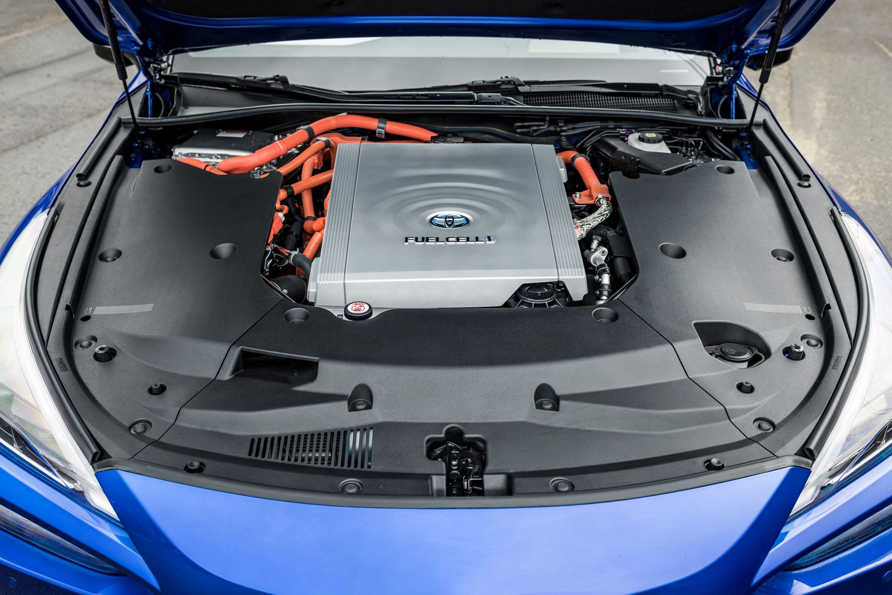 Toyota Mirai 2021 двигатель