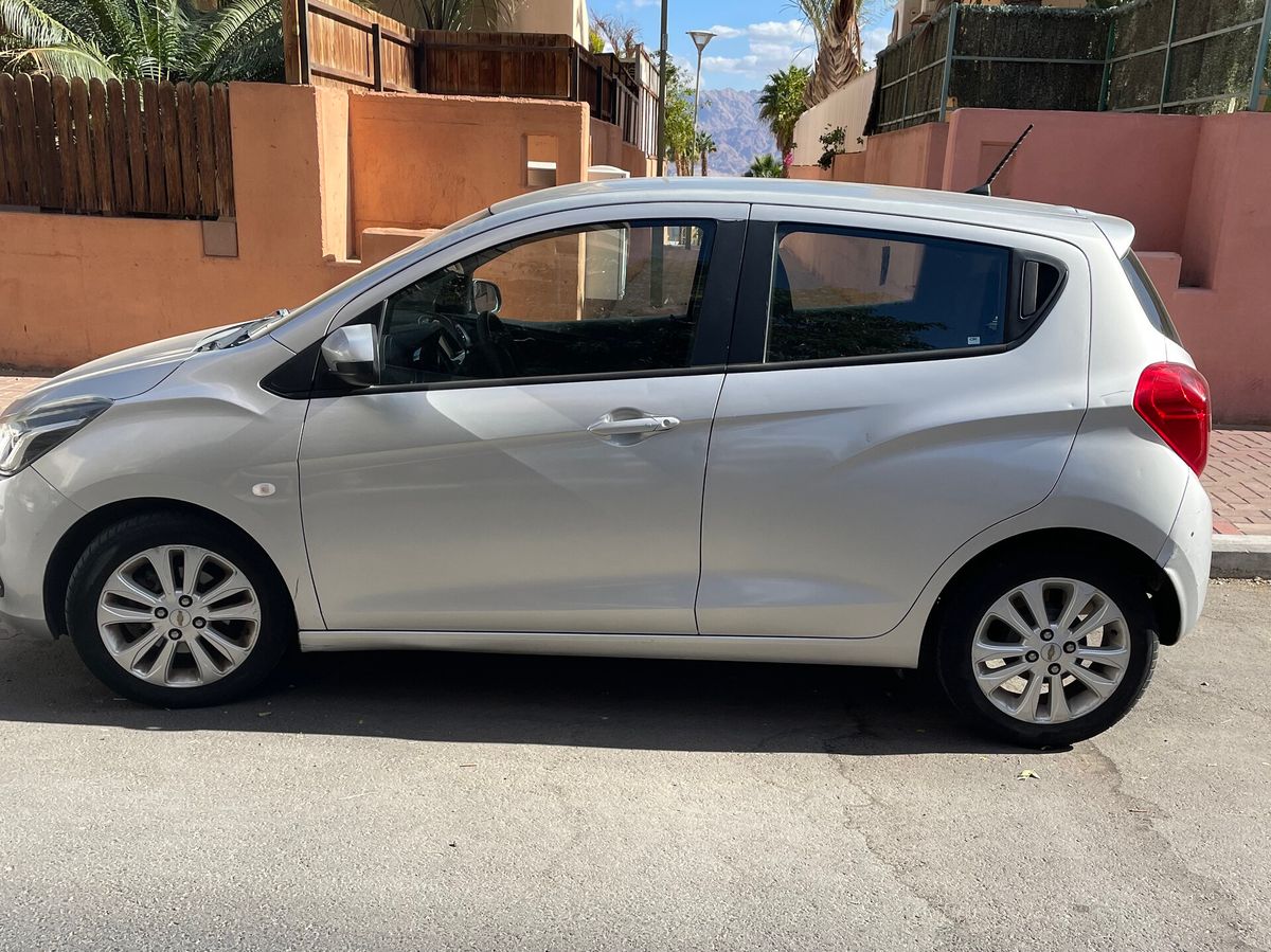 Chevrolet Spark 2nd hand, 2016, private hand