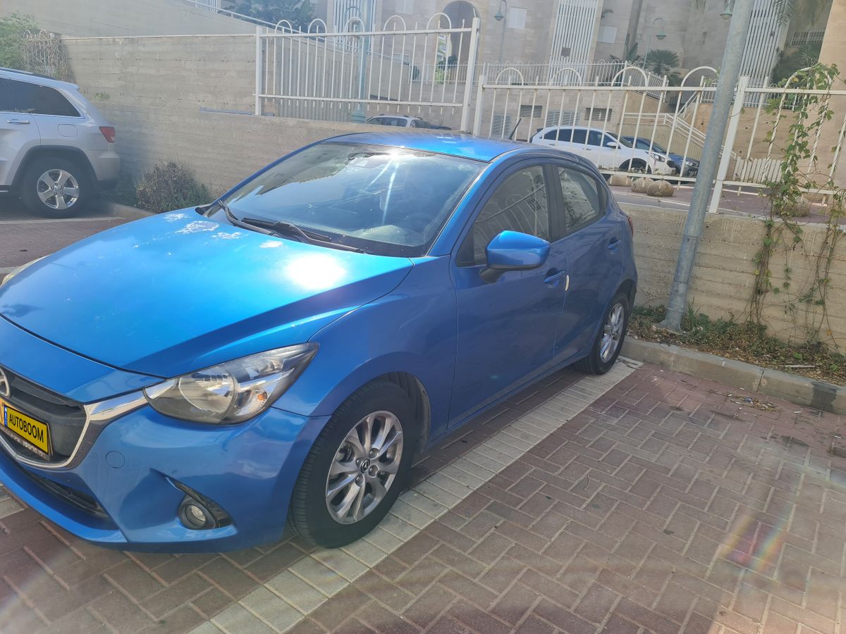 Mazda 2 2ème main, 2016, main privée