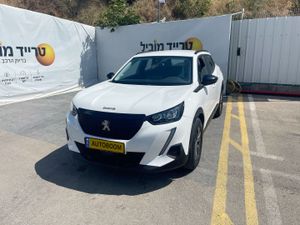 Peugeot 2008, 2022, фото