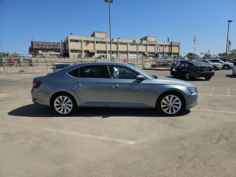 Skoda Superb 2nd hand, 2018