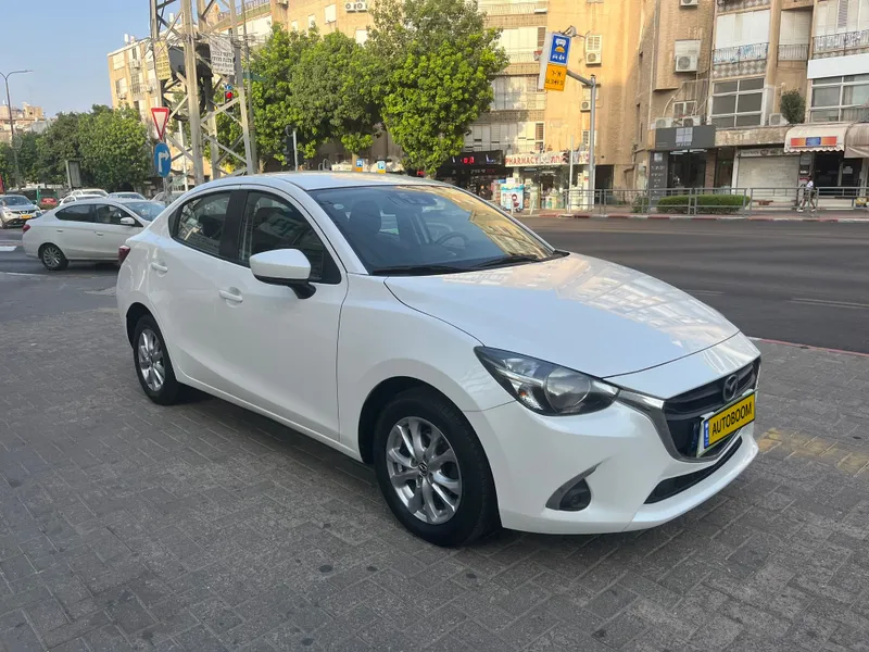 מאזדה 2 יד 2 רכב, 2019