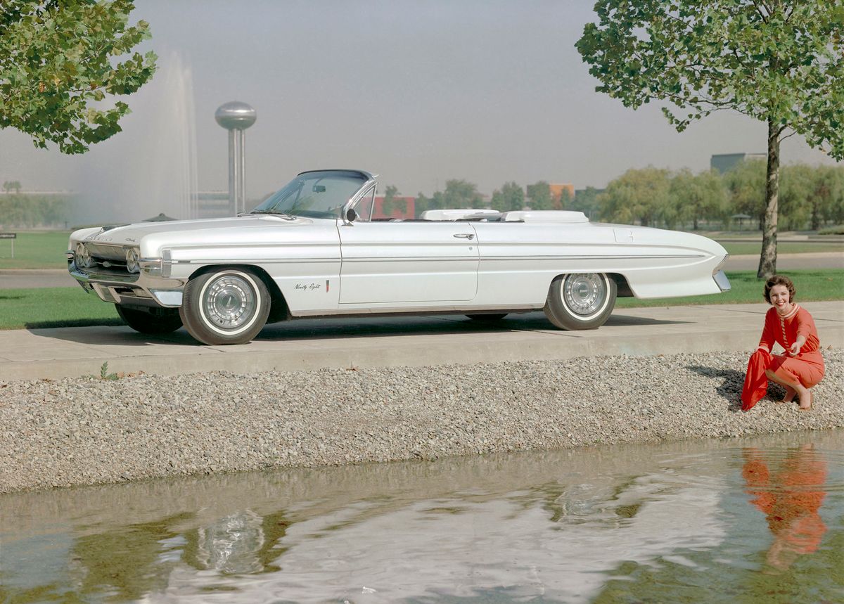 Oldsmobile Ninety Eight 1961. Bodywork, Exterior. Cabrio, 6 generation