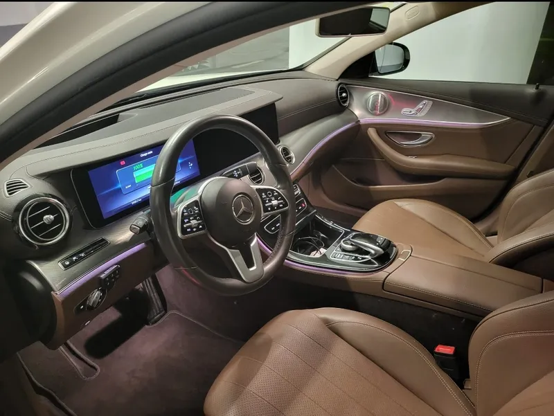 Mercedes E-Class 2ème main, 2020, main privée
