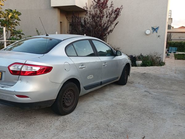 Renault Fluence с пробегом, 2010, частная рука