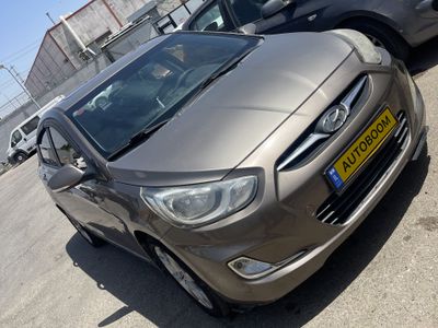 Hyundai i25 2nd hand, 2011, private hand