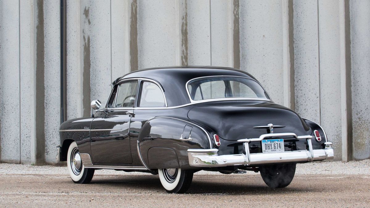 Chevrolet Deluxe 1949. Bodywork, Exterior. Sedan 2-doors, 1 generation