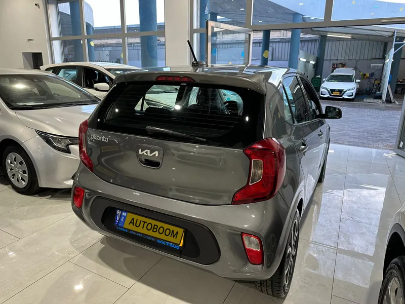 Kia Picanto 2nd hand, 2022