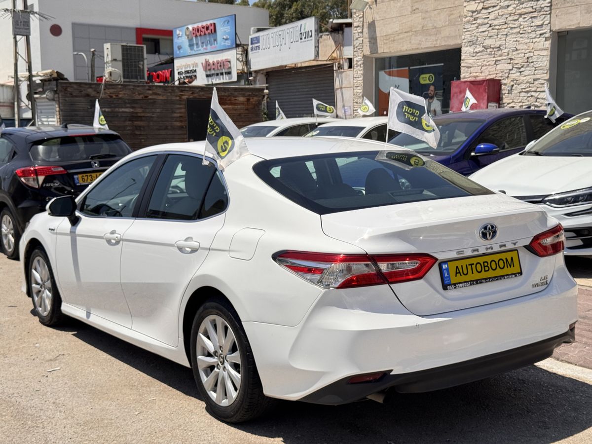 Toyota Camry с пробегом, 2018, частная рука