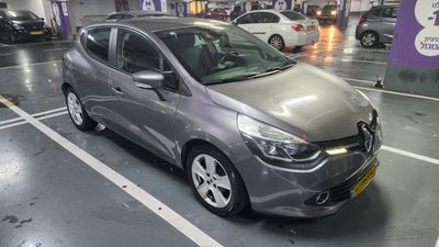 Renault Clio 2nd hand, 2015, private hand
