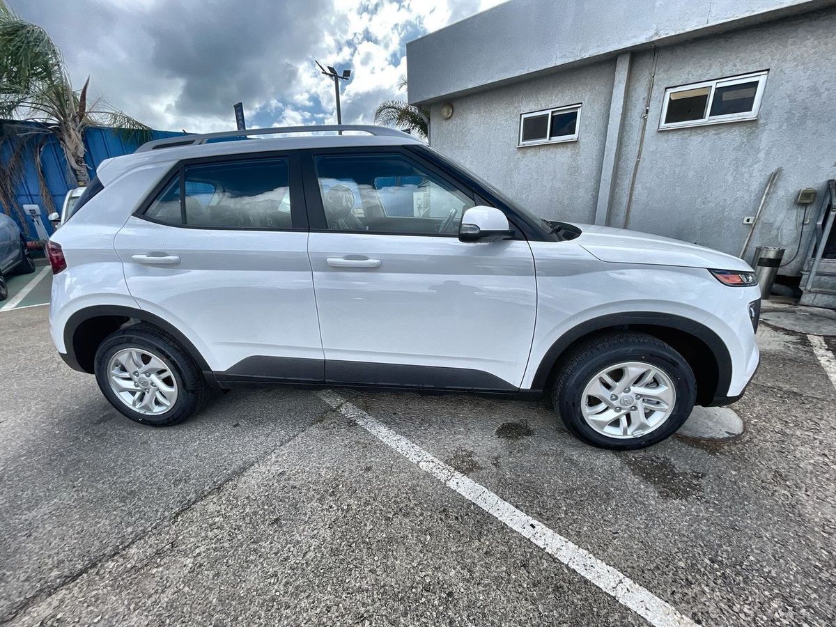 Hyundai Venue new car, 2025