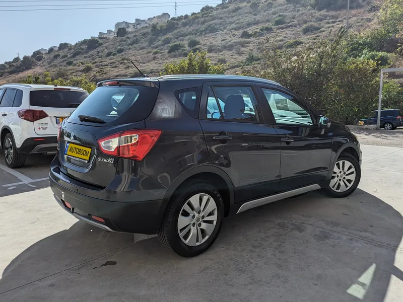 Suzuki SX4 2ème main, 2014, main privée