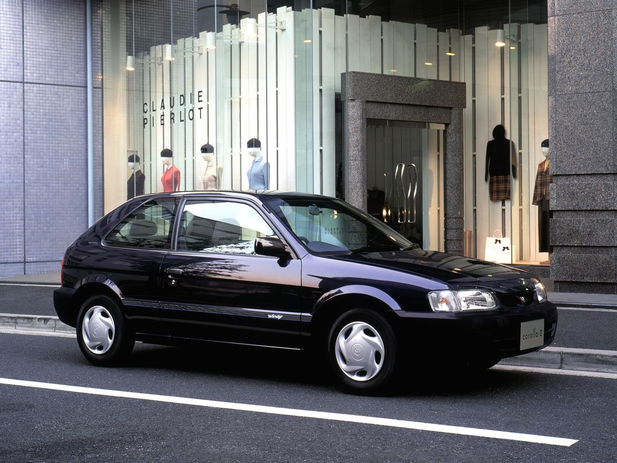 טויוטה קורולה II 1997. מרכב, צורה. האצ'בק 3 דלתות, 5 דור