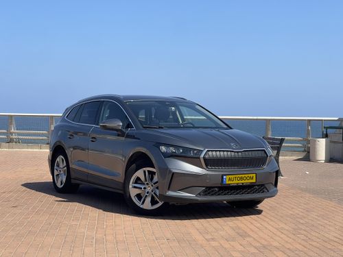 Skoda Enyaq iV, 2022, photo