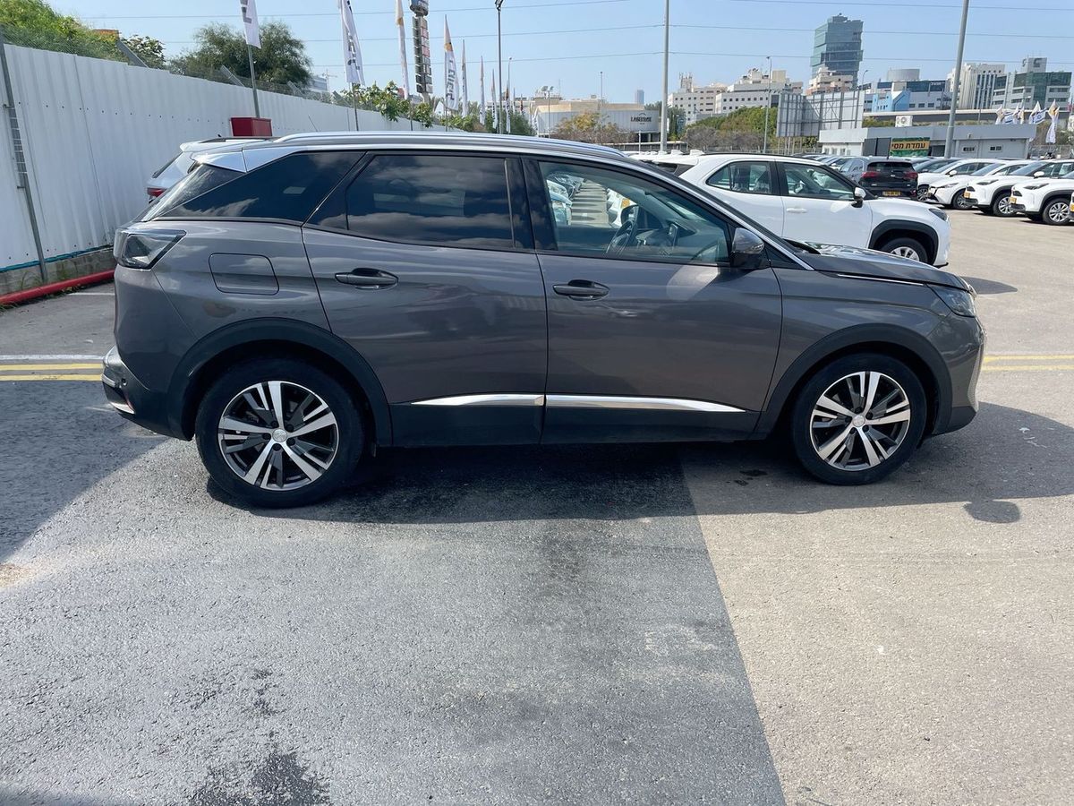 Peugeot 3008 2nd hand, 2021, private hand