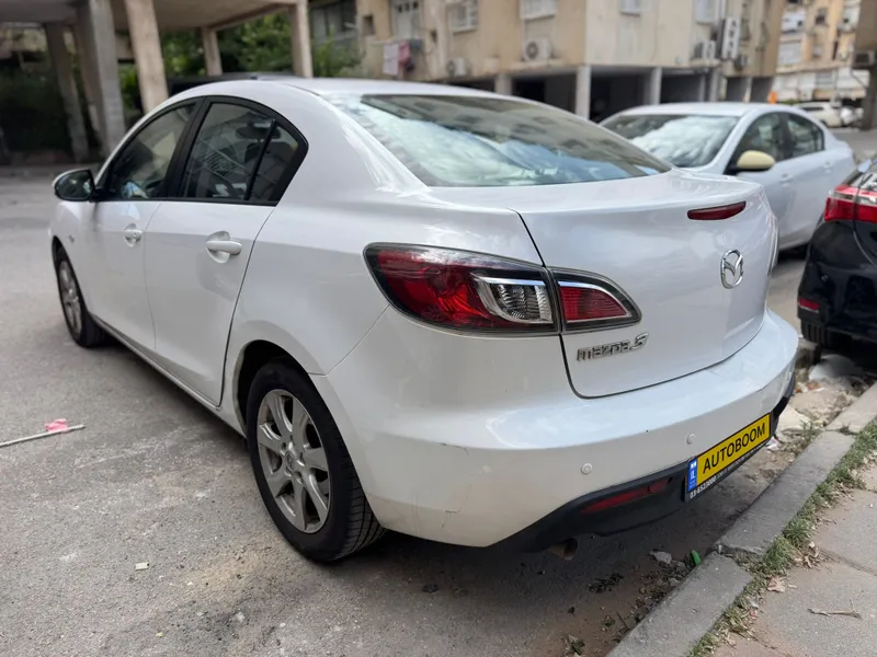Mazda 3 2nd hand, 2011