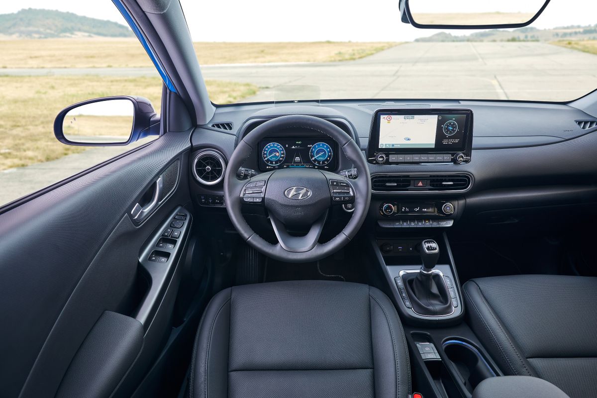 Hyundai Kona 2021. Front seats. SUV 5-doors, 1 generation, restyling