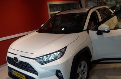 Toyota RAV4 2nd hand, 2020, private hand
