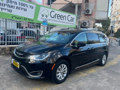 Chrysler Pacifica 2nd hand, 2018, private hand