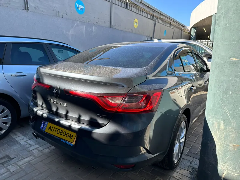 Renault Megane 2nd hand, 2017, private hand
