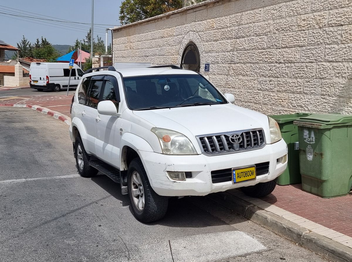 טויוטה לנד קרוזר יד 2 רכב, 2005, פרטי