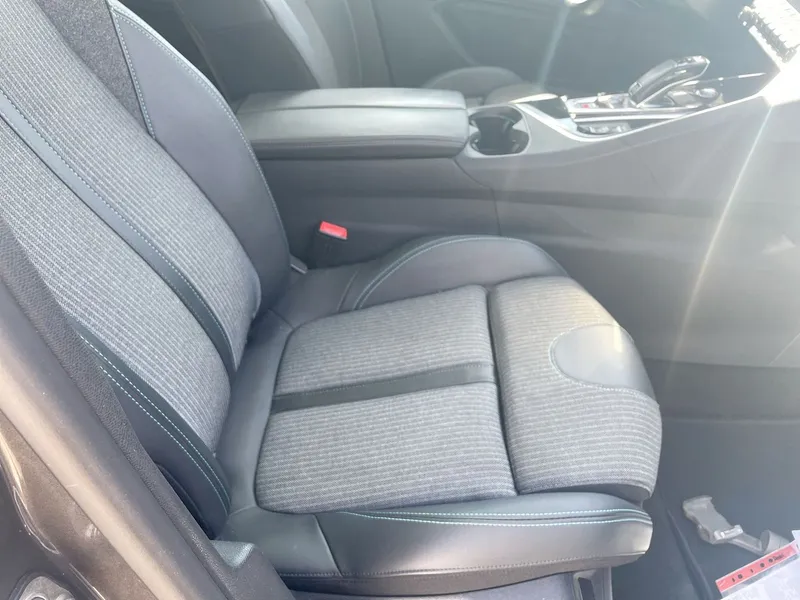 Peugeot 3008 2nd hand, 2021, private hand
