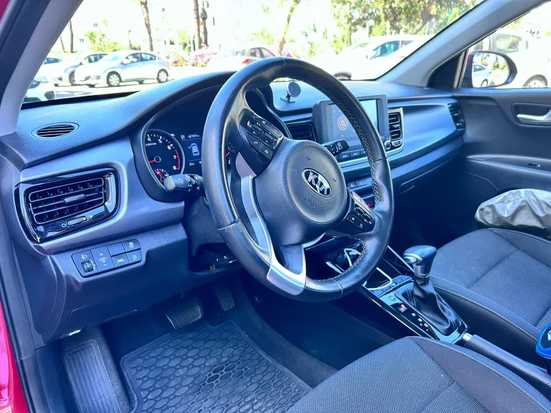 Kia Rio 2nd hand, 2018, private hand