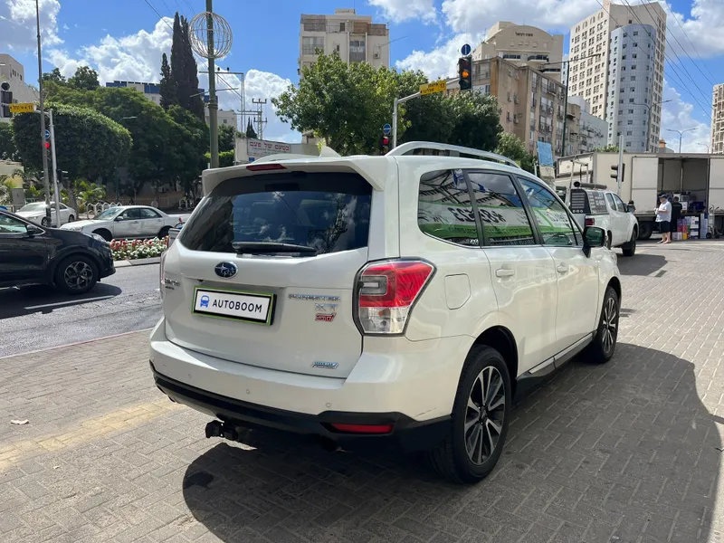 סובארו פורסטר יד 2 רכב, 2017, פרטי