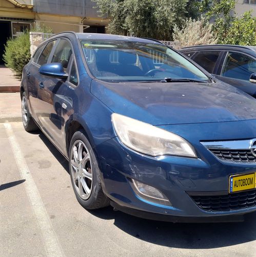 Opel Astra 2nd hand, 2011, private hand