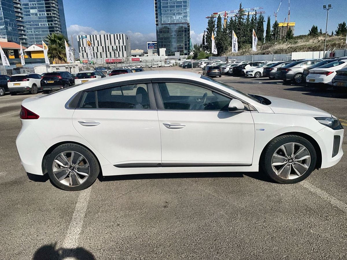 Hyundai IONIQ с пробегом, 2018, частная рука