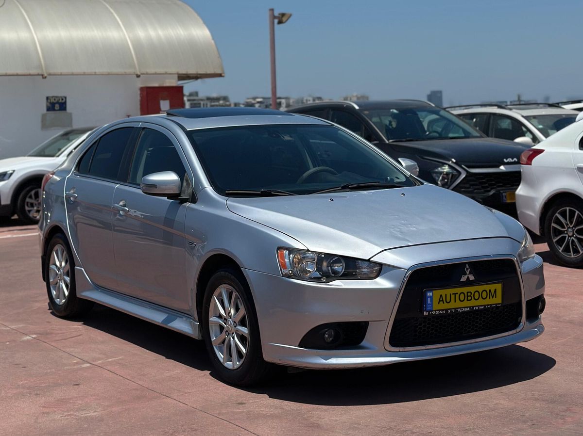 Mitsubishi Lancer 2nd hand, 2016