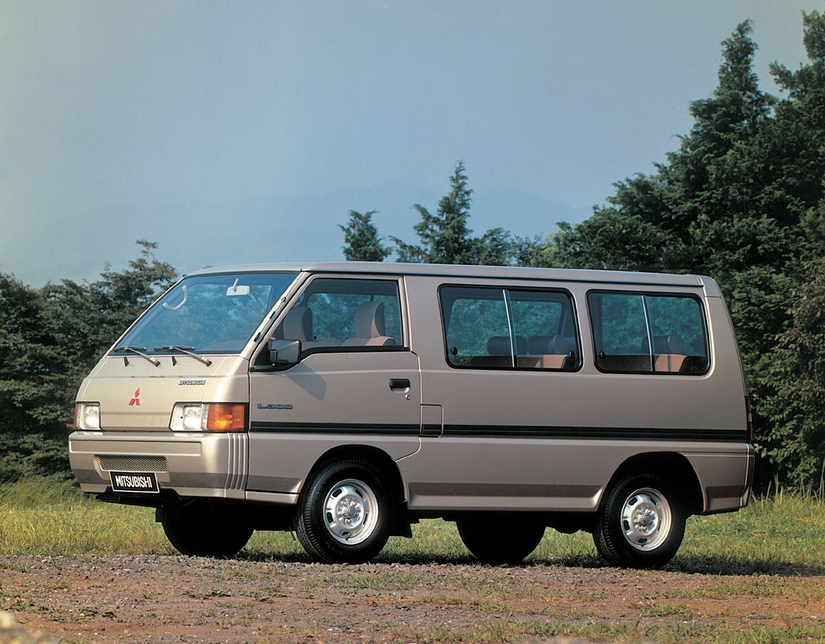Mitsubishi L300 1987. Carrosserie, extérieur. Monospace, 2 génération