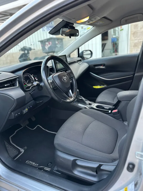 Toyota Corolla 2nd hand, 2019