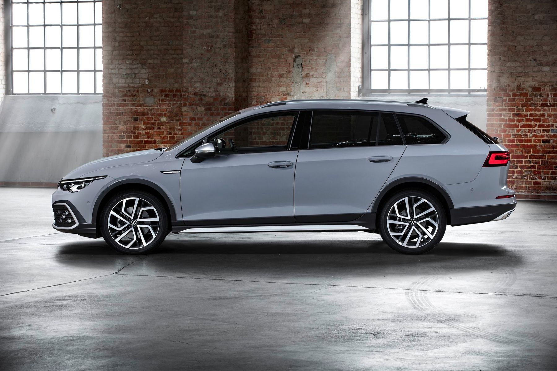 VW Passat универсал Alltrack