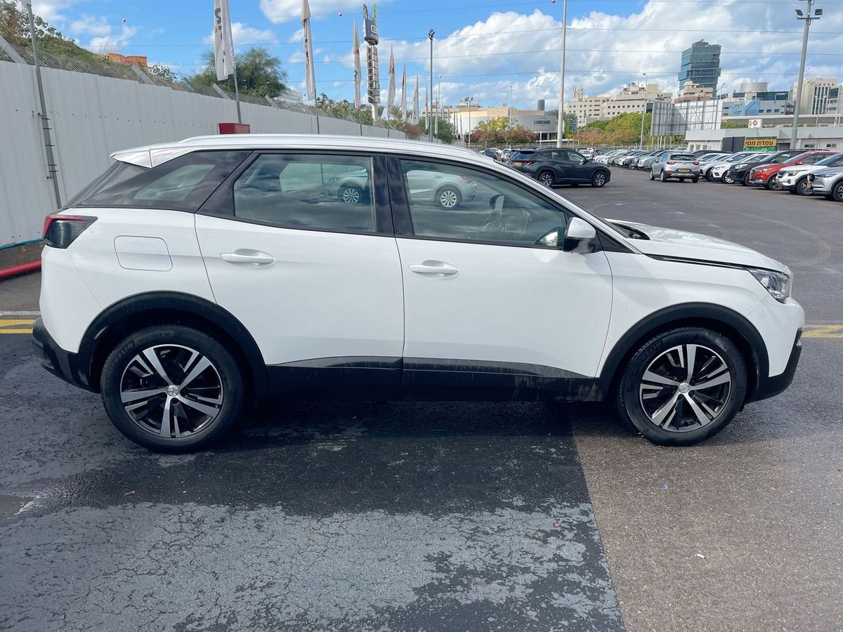 Peugeot 3008 2nd hand, 2020, private hand