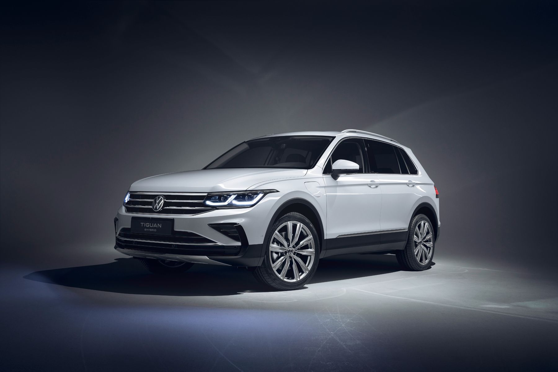 Volkswagen Tiguan crossover. 2nd generation. Produced since 2016