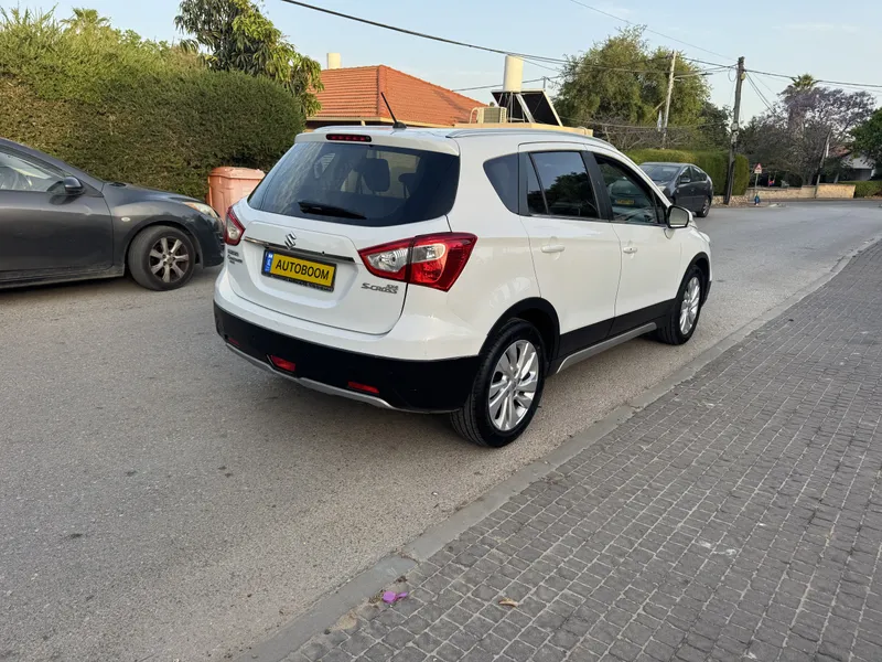 Suzuki Crossover 2ème main, 2018, main privée
