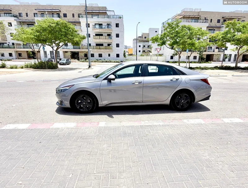 Hyundai Elantra 2ème main, 2022
