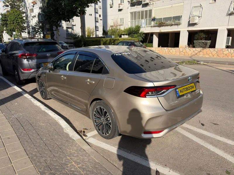 טויוטה קורולה יד 2 רכב, 2021, פרטי