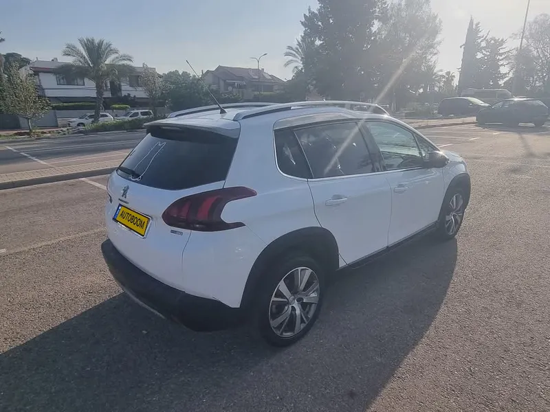 Peugeot 2008 2nd hand, 2017, private hand