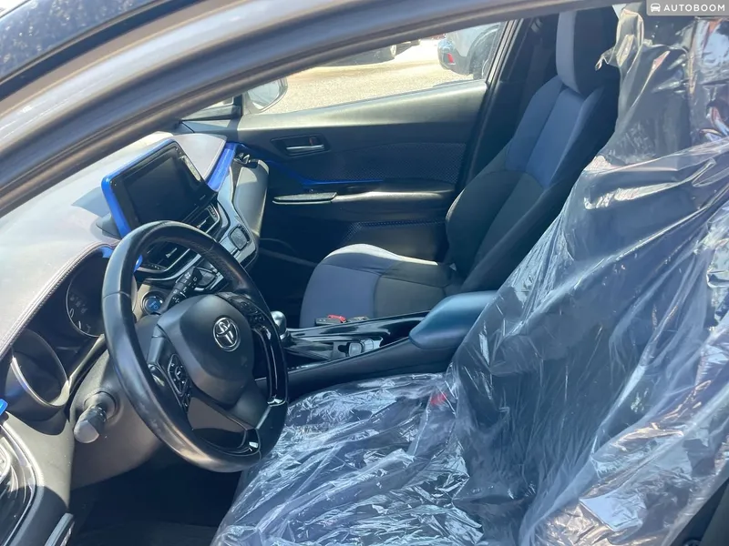Toyota C-HR с пробегом, 2017, частная