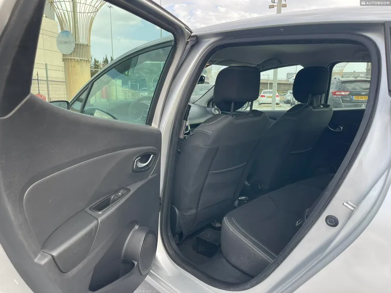 Renault Clio 2nd hand, 2019, private