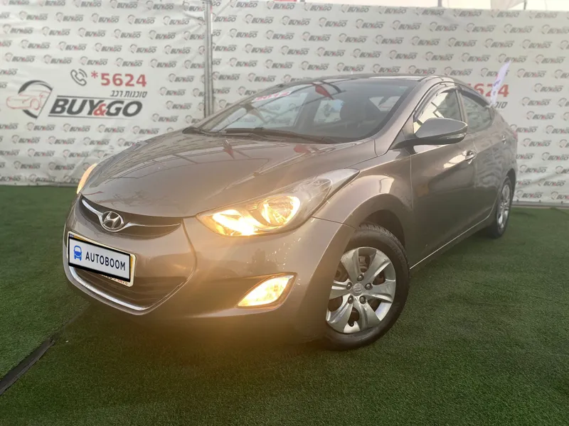 Hyundai Elantra 2nd hand, 2012