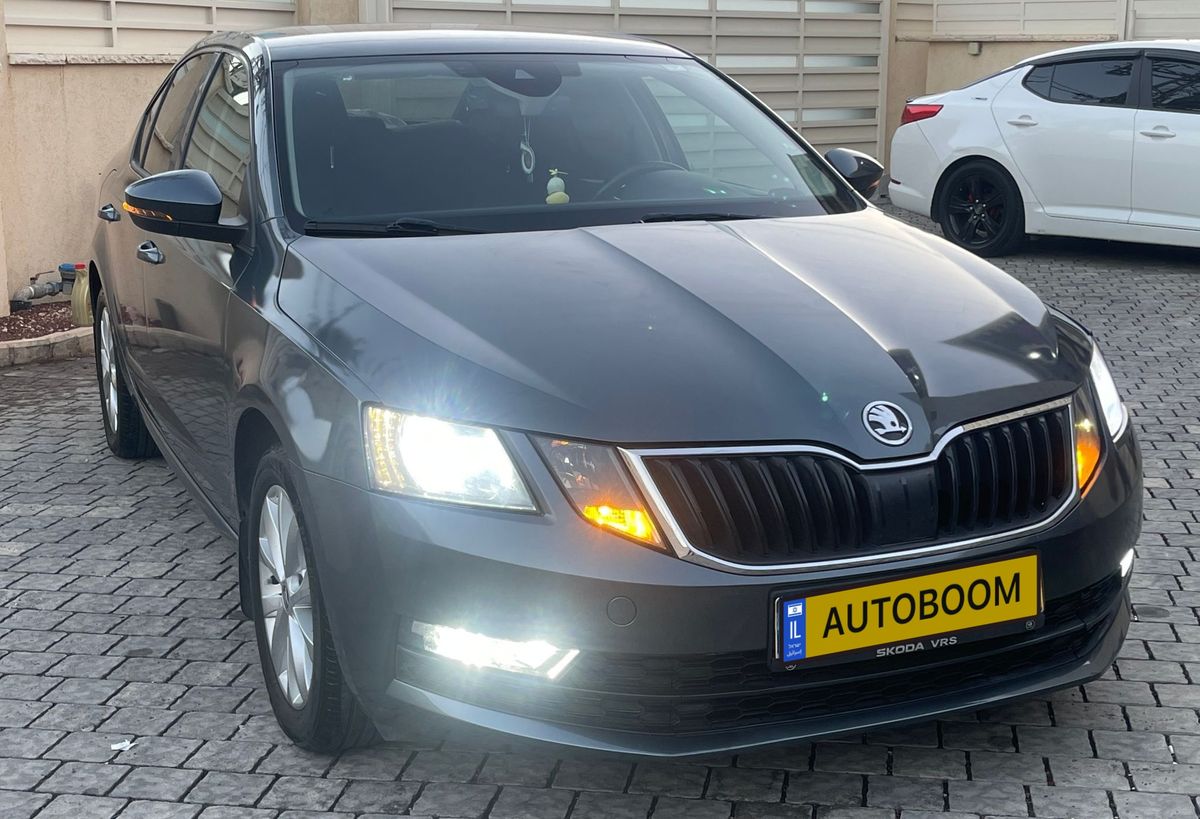 Skoda Octavia 2nd hand, 2017, private hand