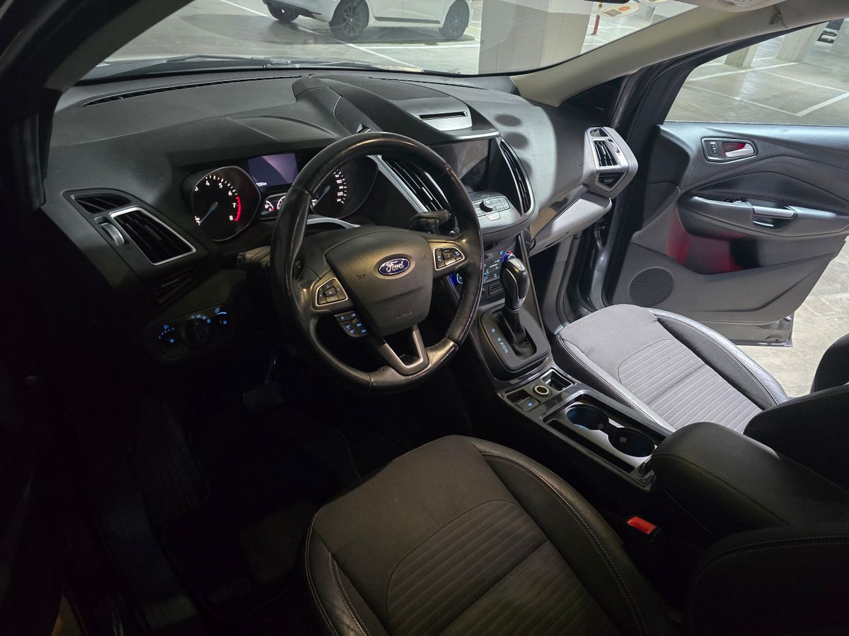 Ford Kuga 2ème main, 2017, main privée