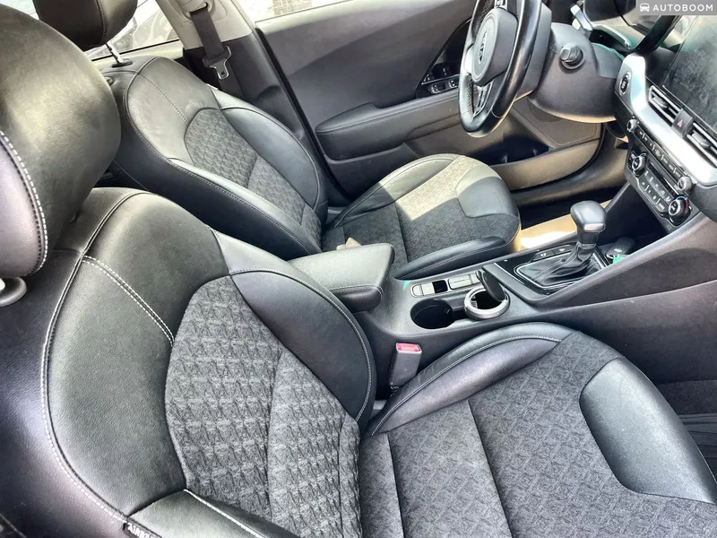 Kia Niro с пробегом, 2021