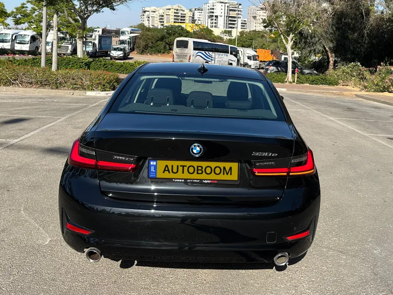 ב.מ.וו סדרה 3 יד 2 רכב, 2022, פרטי