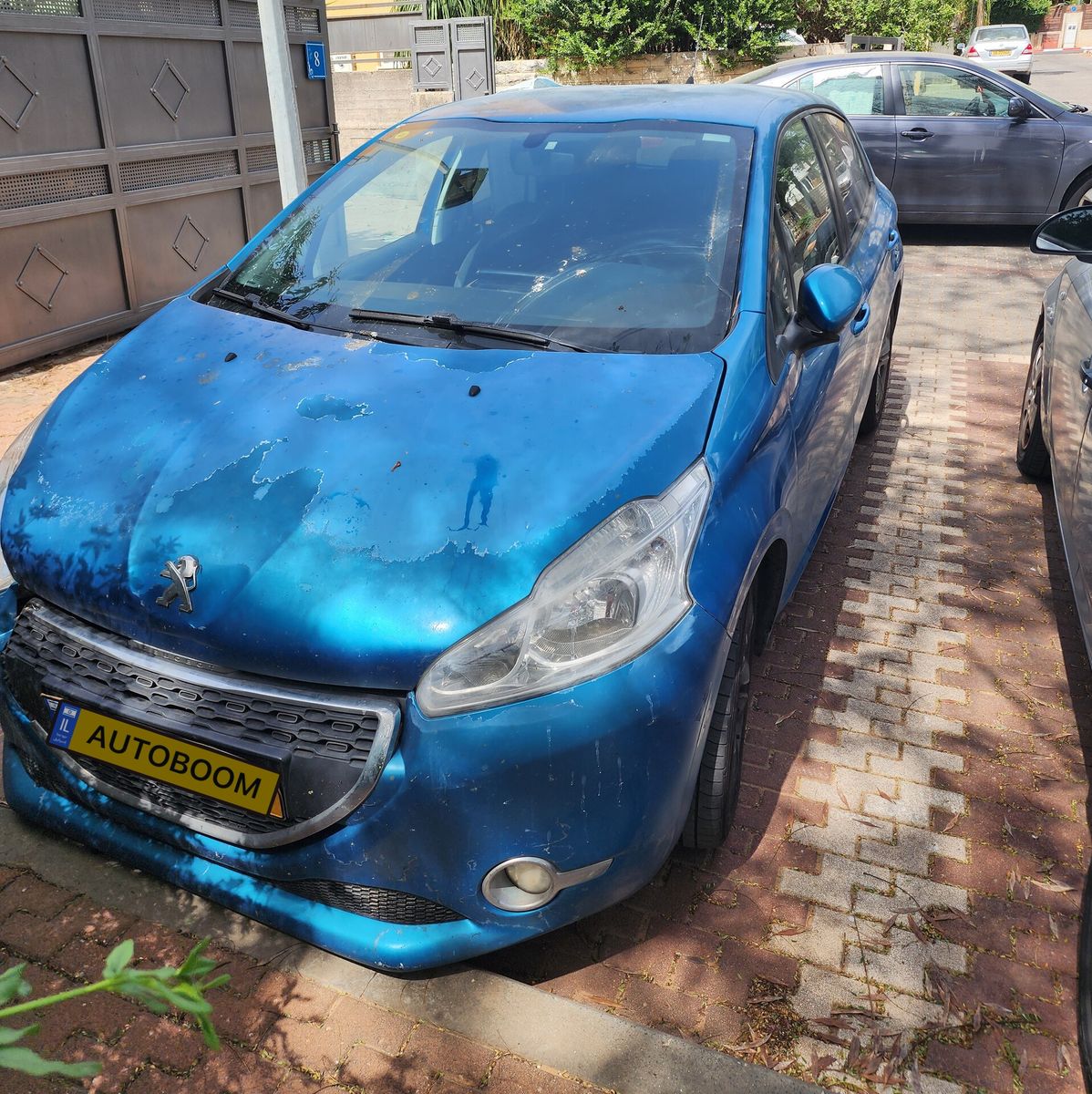 Peugeot 208 2nd hand, 2013, private hand